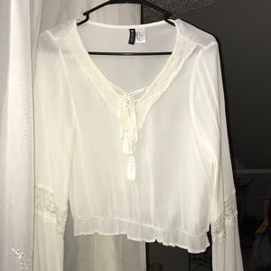 H&M white lacey top